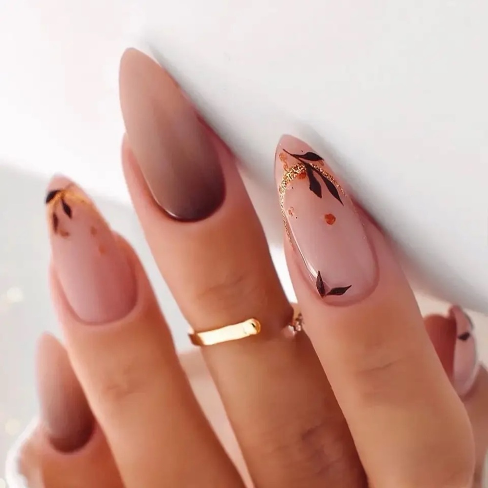2 packs of press in nails (24 pieces in each set)